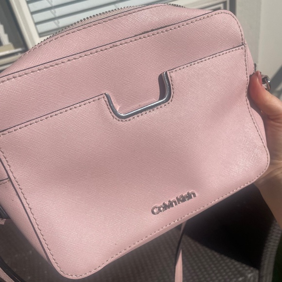 Calvin Klein Handbags - AUTHENTIC Calvin Klein shoulder purse